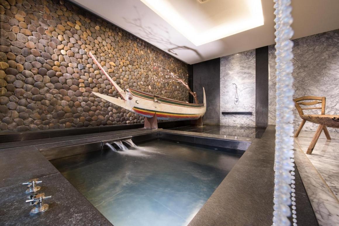Orient Luxury Villa Motel Huwei Eksteriør billede