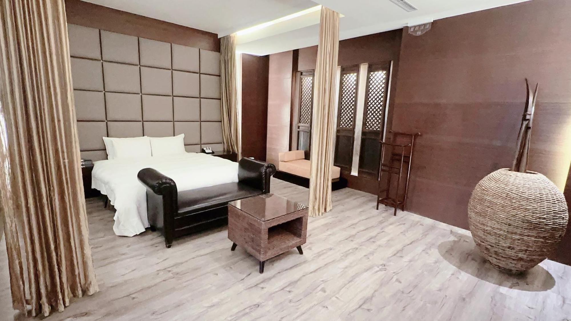 Orient Luxury Villa Motel Huwei Eksteriør billede