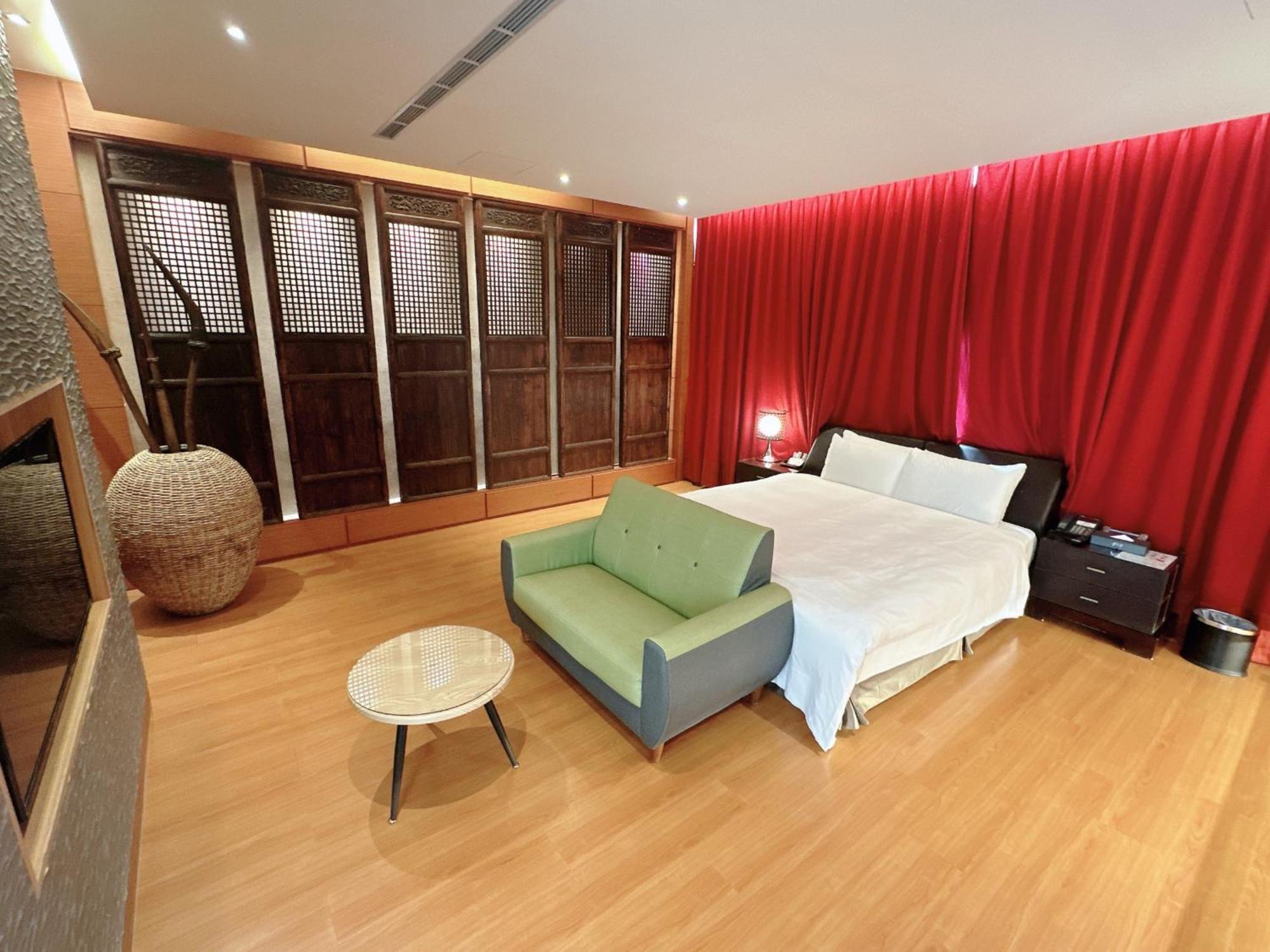 Orient Luxury Villa Motel Huwei Eksteriør billede