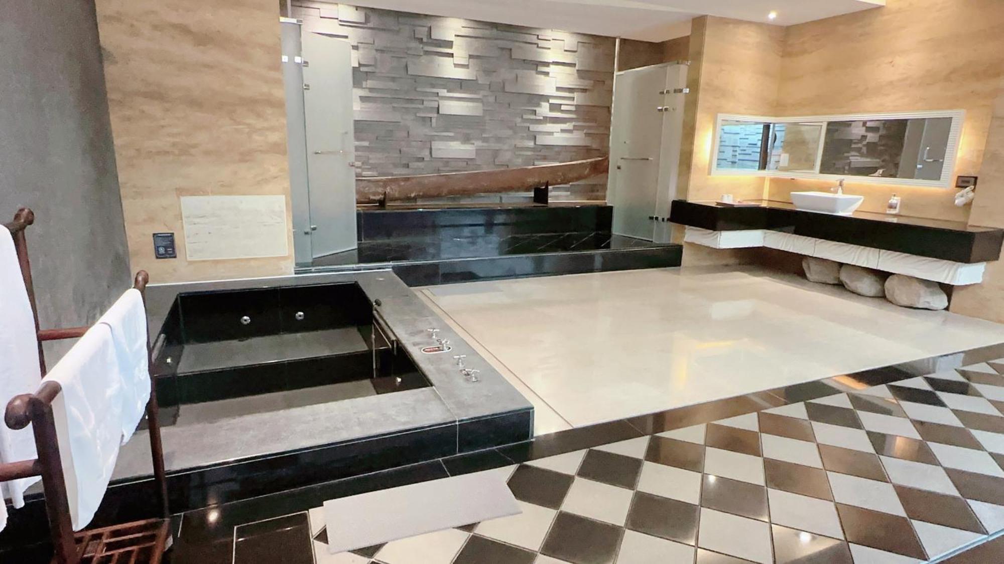 Orient Luxury Villa Motel Huwei Eksteriør billede
