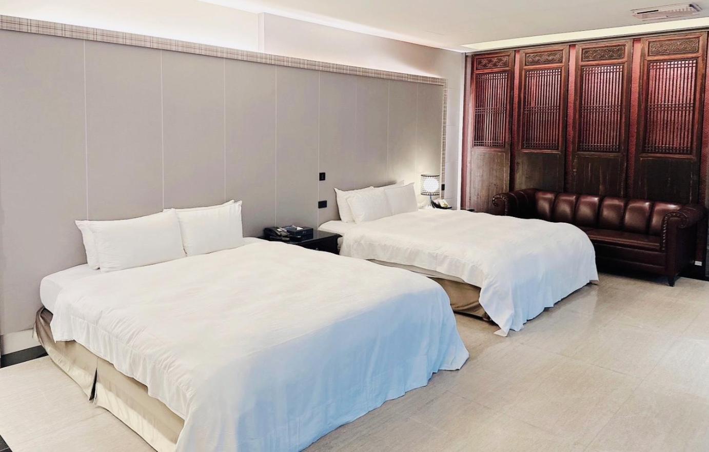 Orient Luxury Villa Motel Huwei Eksteriør billede